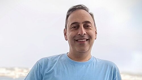 Dr. Mo Shafaei